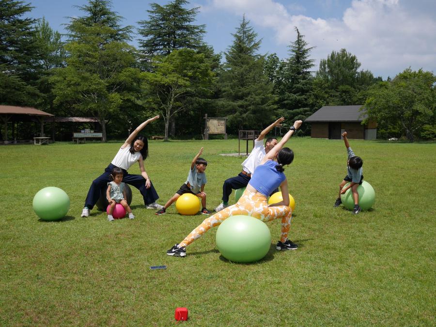 標高900mで行うストレッチも気持ちいいですよ