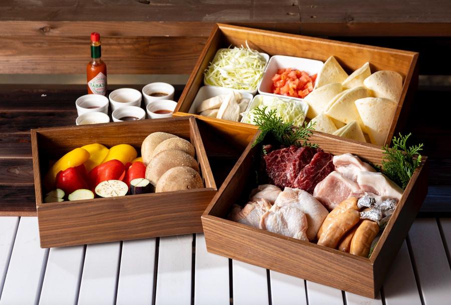 NAGI dogglamping ena特製コース仕立てBBQ